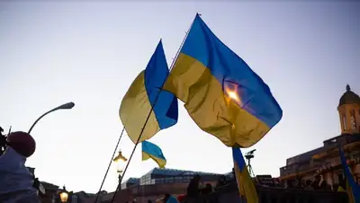 флаги, фото - Новости Zakon.kz от 17.08.2022 21:17