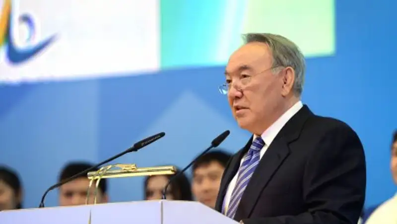 Президент РК поручил создать электронную базу известных казахов