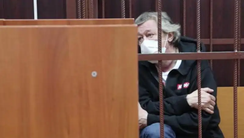 Михаила Ефремова вырежут из сериала - роль отдадут другому