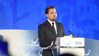 Леонардо ди Каприо дал показания в суде по делу о мошенничестве, фото - Новости Zakon.kz от 04.04.2023 12:01