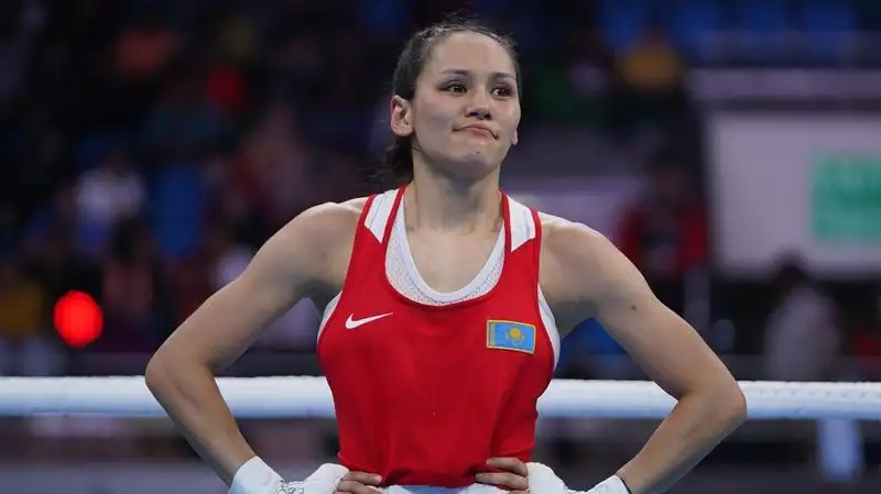 Алуа Балкибекова не смогла пробиться в финал ЧМ-2023 по боксу