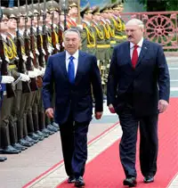 Назарбаев: «На постсоветском пространстве нет ближе союзников, чем Казахстан, Россия и Беларусь», фото - Новости Zakon.kz от 15.05.2012 02:30