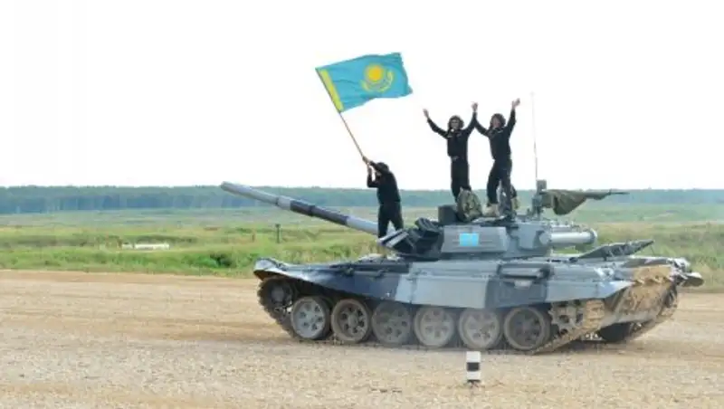 Именные подарки получили военнослужащие ВС РК после конкурса «Танковый биатлон»