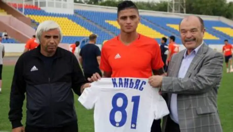 Рохер Каньяс подписал контракт с "Ордабасы"