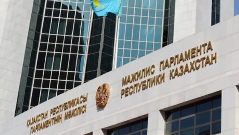 Депутаты Мажилиса проводят встречи с избирателями в регионах