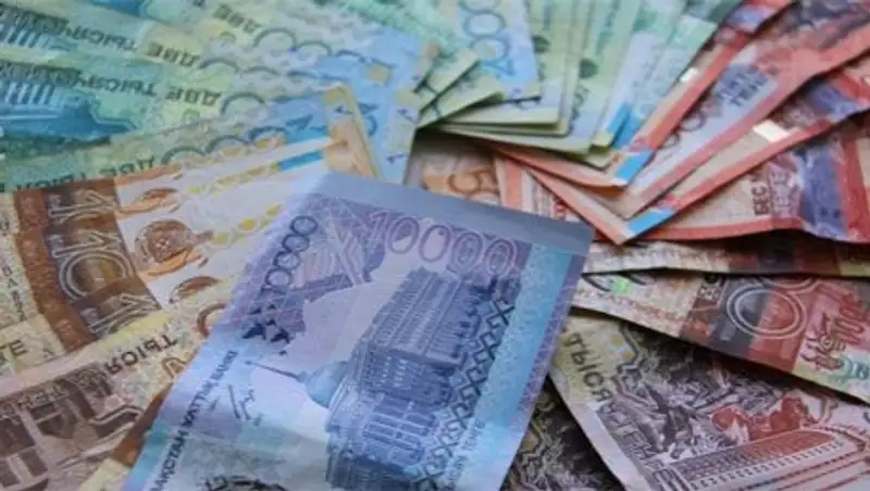 В Костанае полицейские задержали мужчину, похитившего из офиса 750 тыс тенге