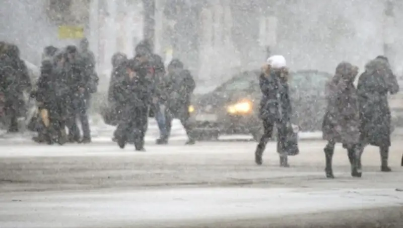 Из-за непогоды в ЮКО, Акмолинской области и Астане объявлено штормовое предупреждение
