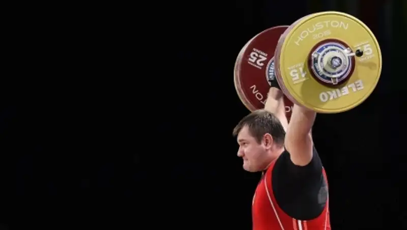 Адвокат: штангист Ловчев сохраняет шанс поехать на ОИ-2016 