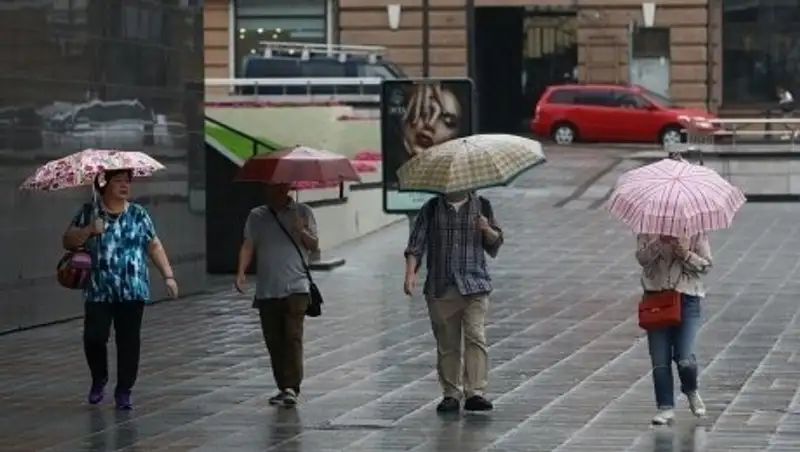 Штормовое предупреждение объявлено в трех областях страны