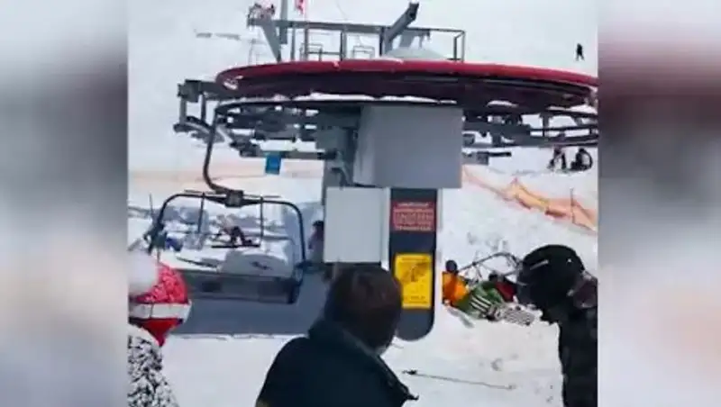 Среди пострадавших на подъемнике в Грузии есть иностранные туристы