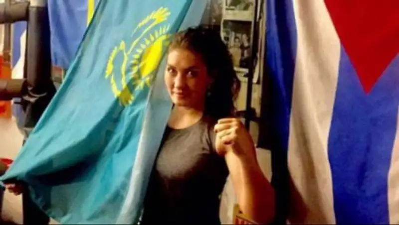 "Агрессивно и жестко". Казахстанская боксерша рассказала о победе в Мексике