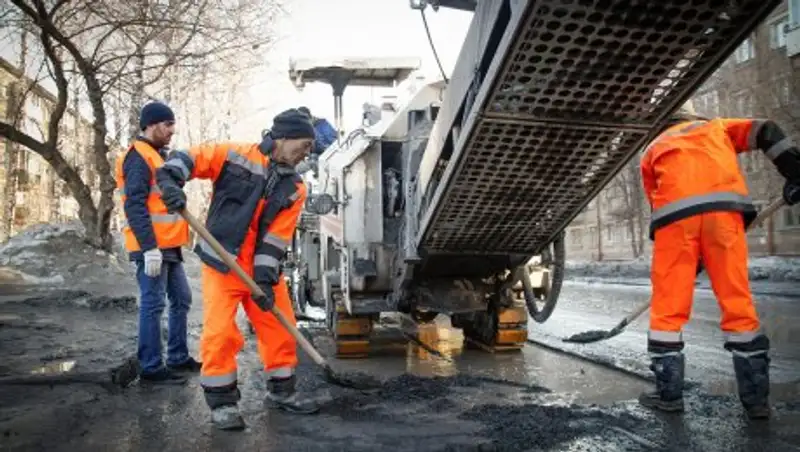 Назарбаев высказался о ежегодном ремонте дорог