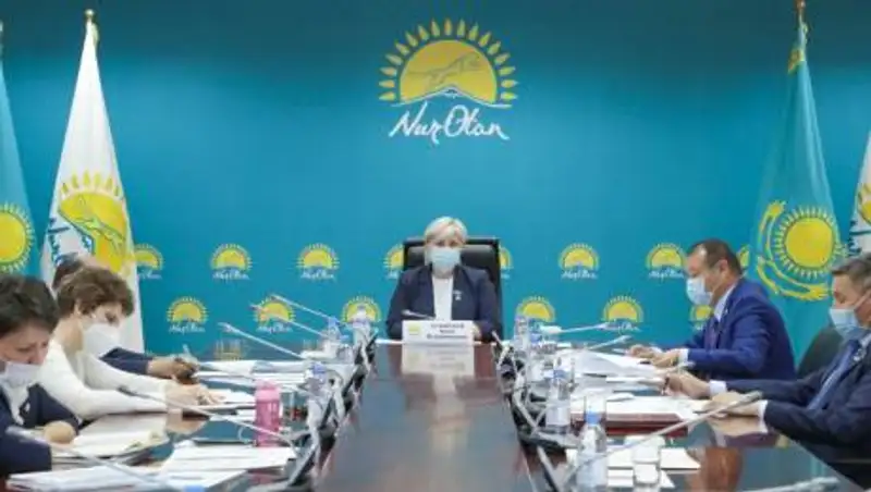 На низкое качество введенных в эксплуатацию жилых домов жалуются казахстанцы