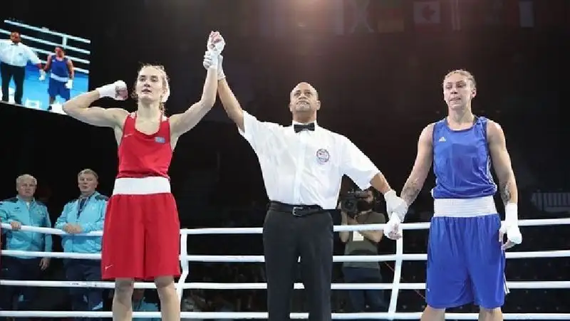 Карина Ибрагимова одержала первую победу на Чемпионате мира по боксу