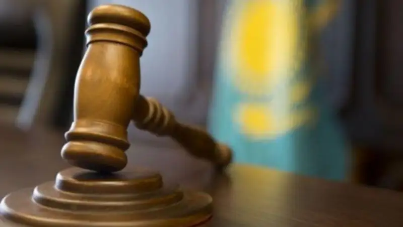 Депутата маслихата и главу Управления сельского хозяйства осудили в Алматинской области