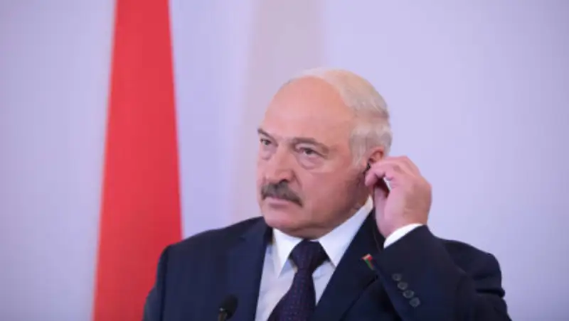 Лукашенко назвал страны, вмешивающиеся в дела Беларуси