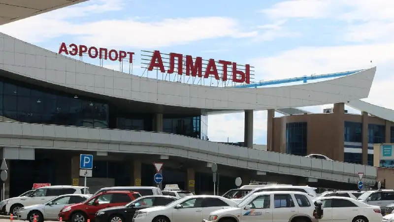 Аэропорт Алматы работает в штатном режиме