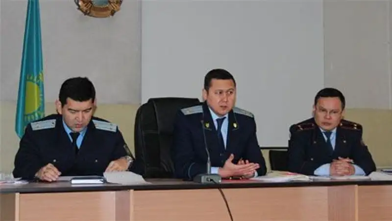 14 полицейских в Алматы привлечены к ответственности
