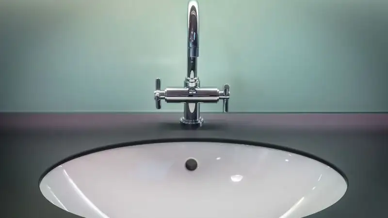 Холодную воду отключат в одном из районов Алматы