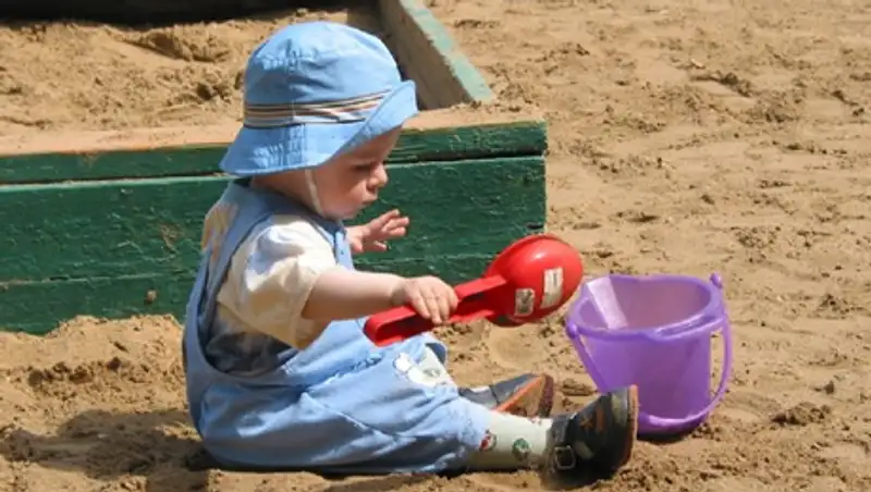 В Темиртау песочницы отравлены диоксинами, цинком и свинцом