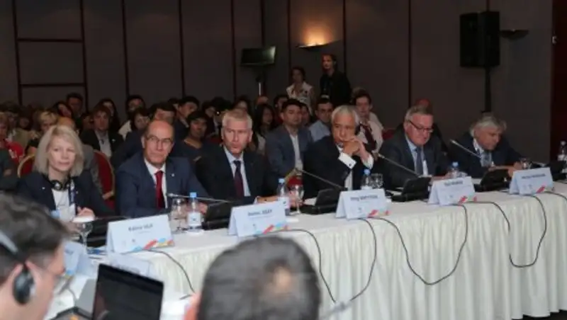 Делегация FISU осталась довольна ходом подготовки к Универсиаде