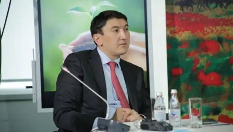 Министр экологии встретился с молодыми учеными-экологами