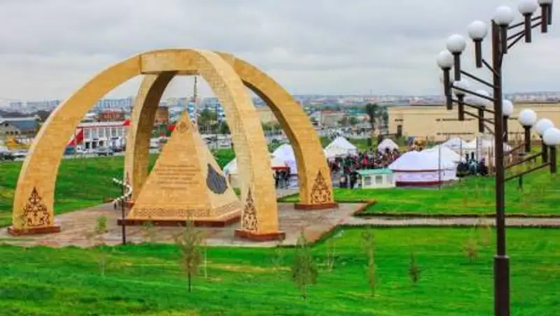 В Шымкенте перестанут работать детсады, ТРЦ, базары и общепит