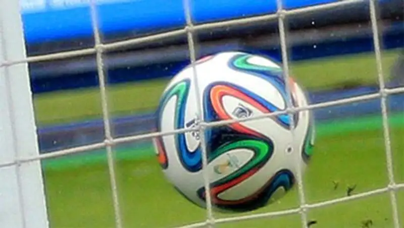 Украина закрывает все пункты пропуска на границе с Россией