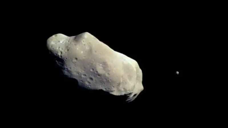 В NASA сообщили об опасном сближении астероида с Землёй