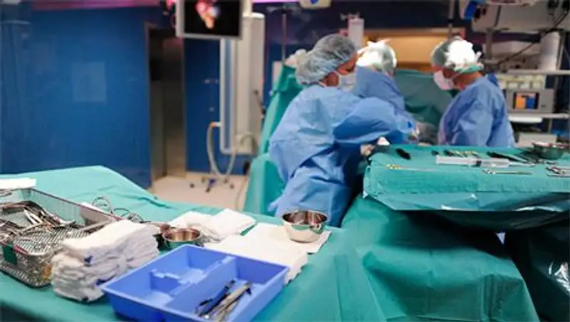 Литовская скрипачка во время операции играла Моцарта