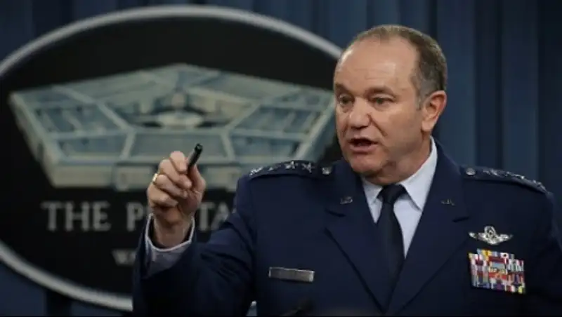 Бридлав призвал Запад использовать все инструменты для помощи Украине