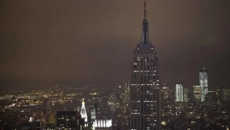 В Нью-Йорке в "Час Земли" погасли Таймс-сквер, Empire State Building и штаб-квартира ООН
