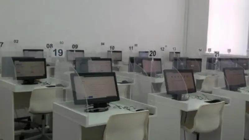 Когда в Казахстане откажутся от бумажного ЕНТ