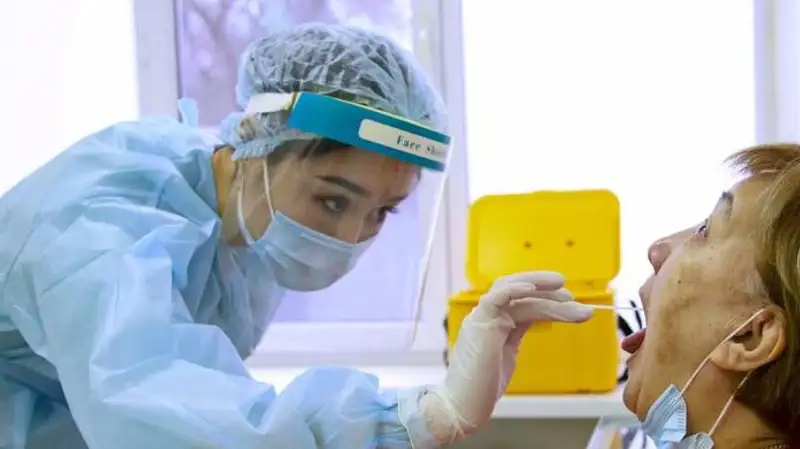 Коронавирус за сутки подтвердился у 52 казахстанцев