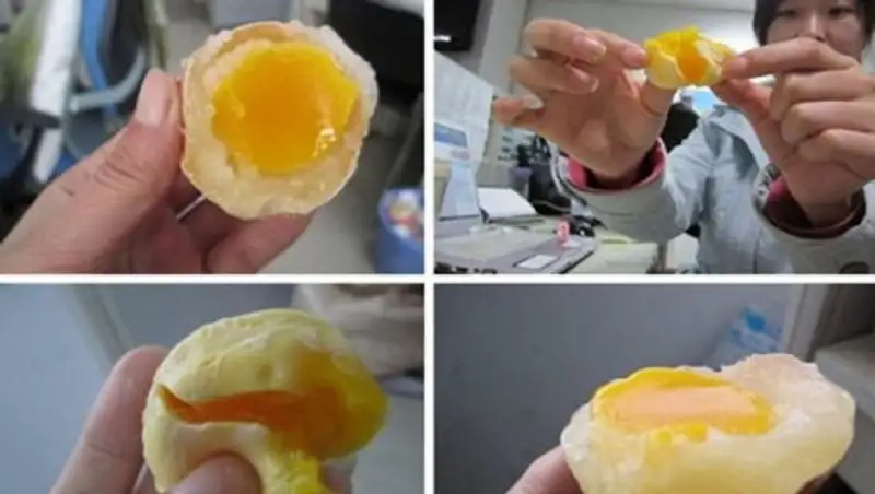 Искусственные куриные яйца из Китая напугали казахстанцев