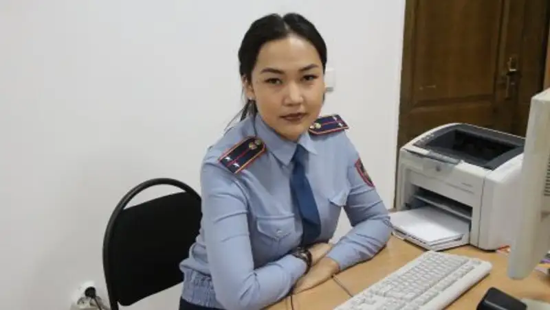 В Павлодаре школьный инспектор поймала вора, укравшего сумку завуча 