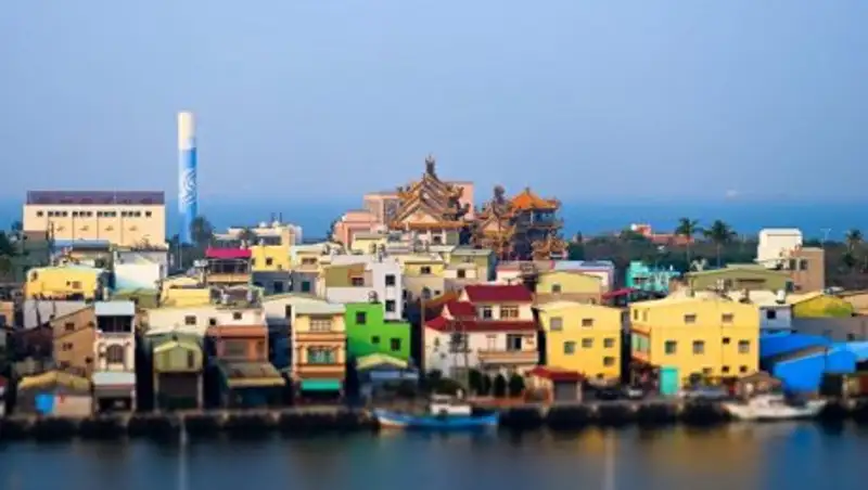 На Тайване в результате пожара на фабрике погибли семь человек