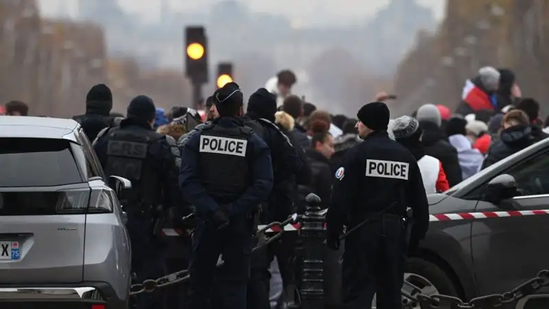 Подозреваемый в убийствах курдов в Париже переведен в психиатрическую больницу