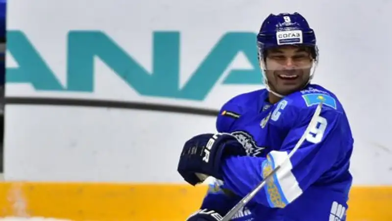 Доус вышел на лед с "Барысом" в матче против "Югры"