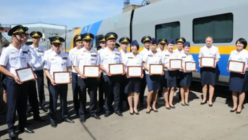 Национальный перевозчик повышает уровень сервиса для пассажиров поездов