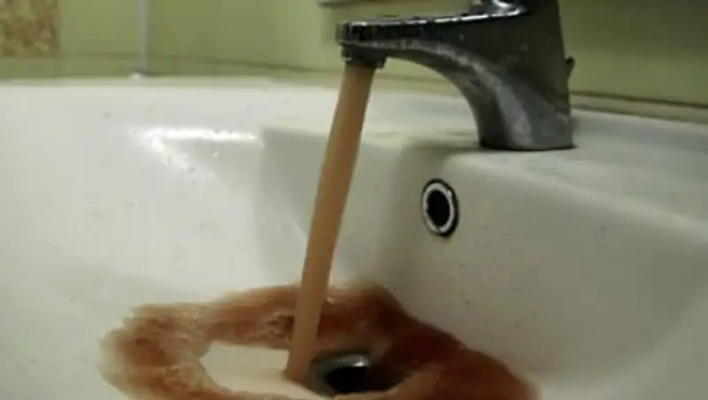 Жители поселка Бурабай пожаловались на очень мутную воду