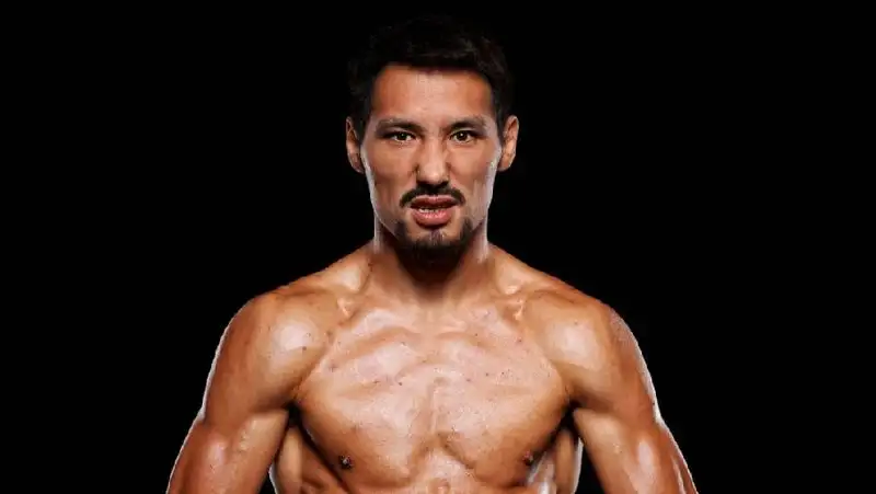 Алимханулы заявил о готовности перед боем за титул чемпиона мира