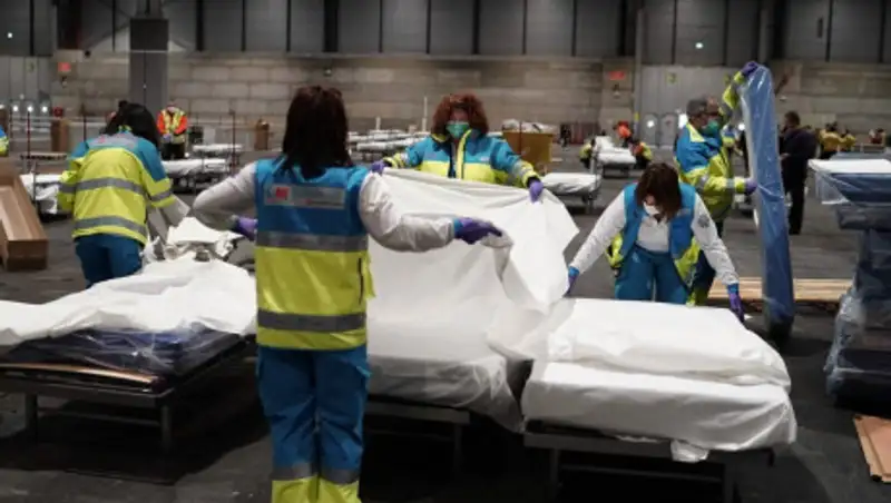 В Испании более 700 человек умерли за сутки из-за коронавируса