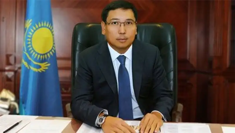 Трансферт из Нацфонда с учетом корректировки курса тенге увеличен на 100 млрд тенге