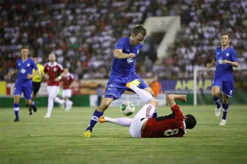 ФК «Актобе» вышел в следующий раунд Лиги Европы ФК «Актобе» вышел в следующий раунд Лиги Европы, фото - Новости Zakon.kz от 26.07.2013 14:59