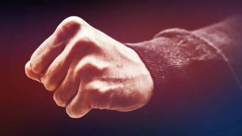 Трое в масках связали и ограбили бизнесмена на миллион тенге