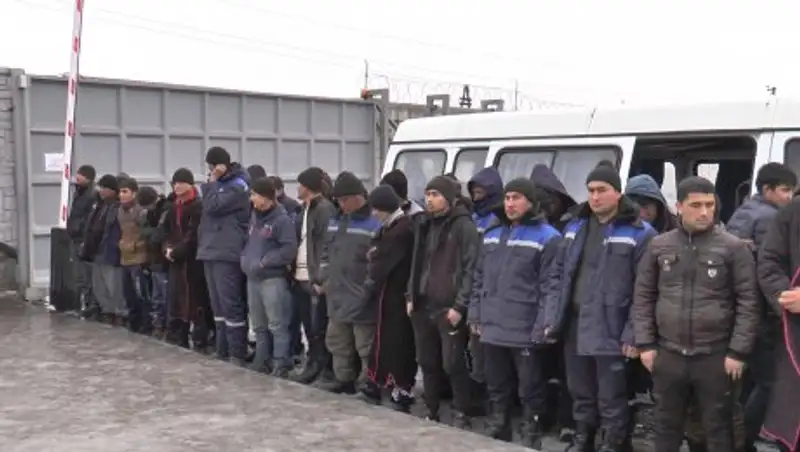 Более 750 иностранцев привлечены к ответственности в Алматы