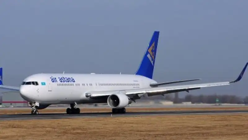 В Air Astana прокомментировали экстренную посадку самолета в Астане