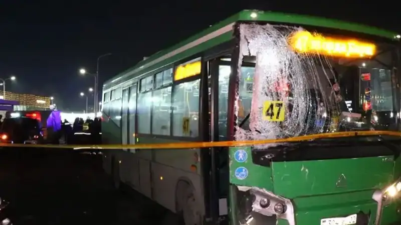 Жуткое ДТП с автобусом в Алматы: юрист рассказал, с кого требовать компенсацию
