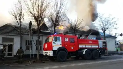 otyrar.kz, фото - Новости Zakon.kz от 25.01.2019 09:26